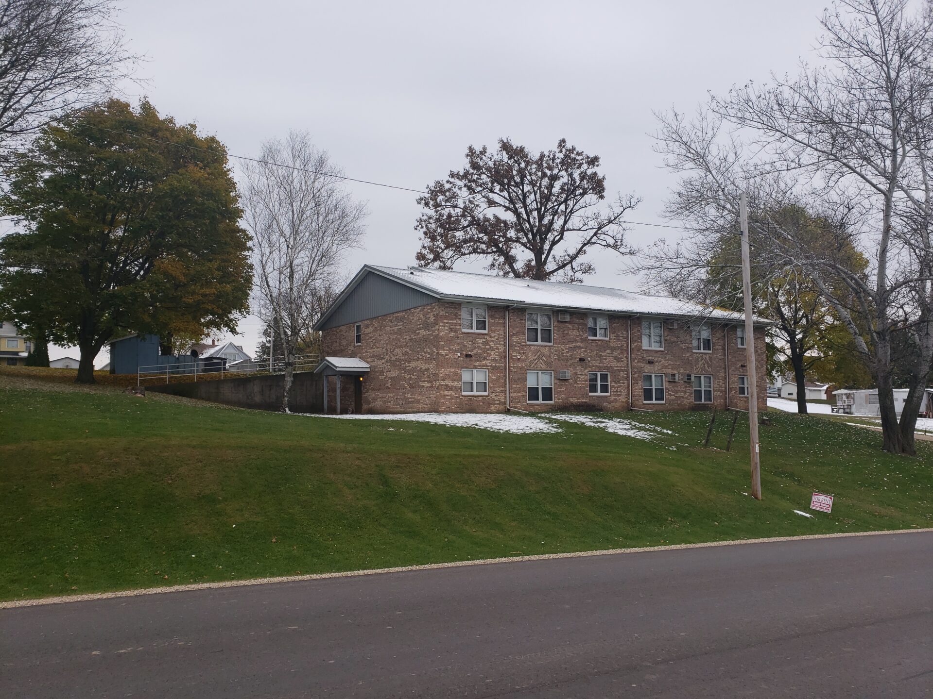 112 E 7th St. Mt. Hope WI 53816 8plex apartments WEC Rentals