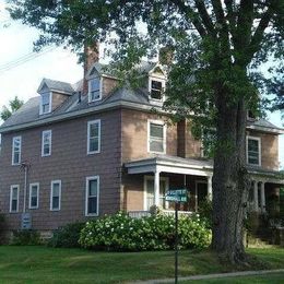 219 Minshall Ave. #5, Viroqua, WI