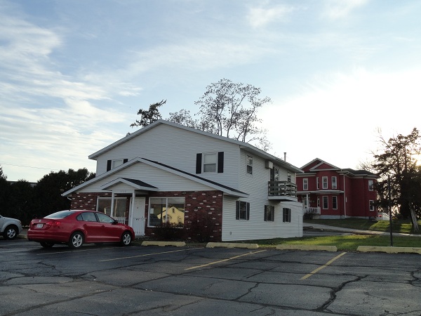 1 Bedroom Upper- 3732 Mormon Coulee Rd