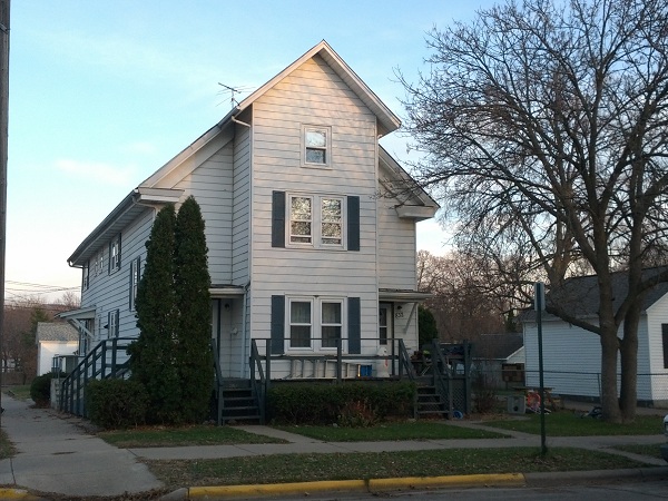 832 A Liberty St. La Crosse- 1 Bedroom