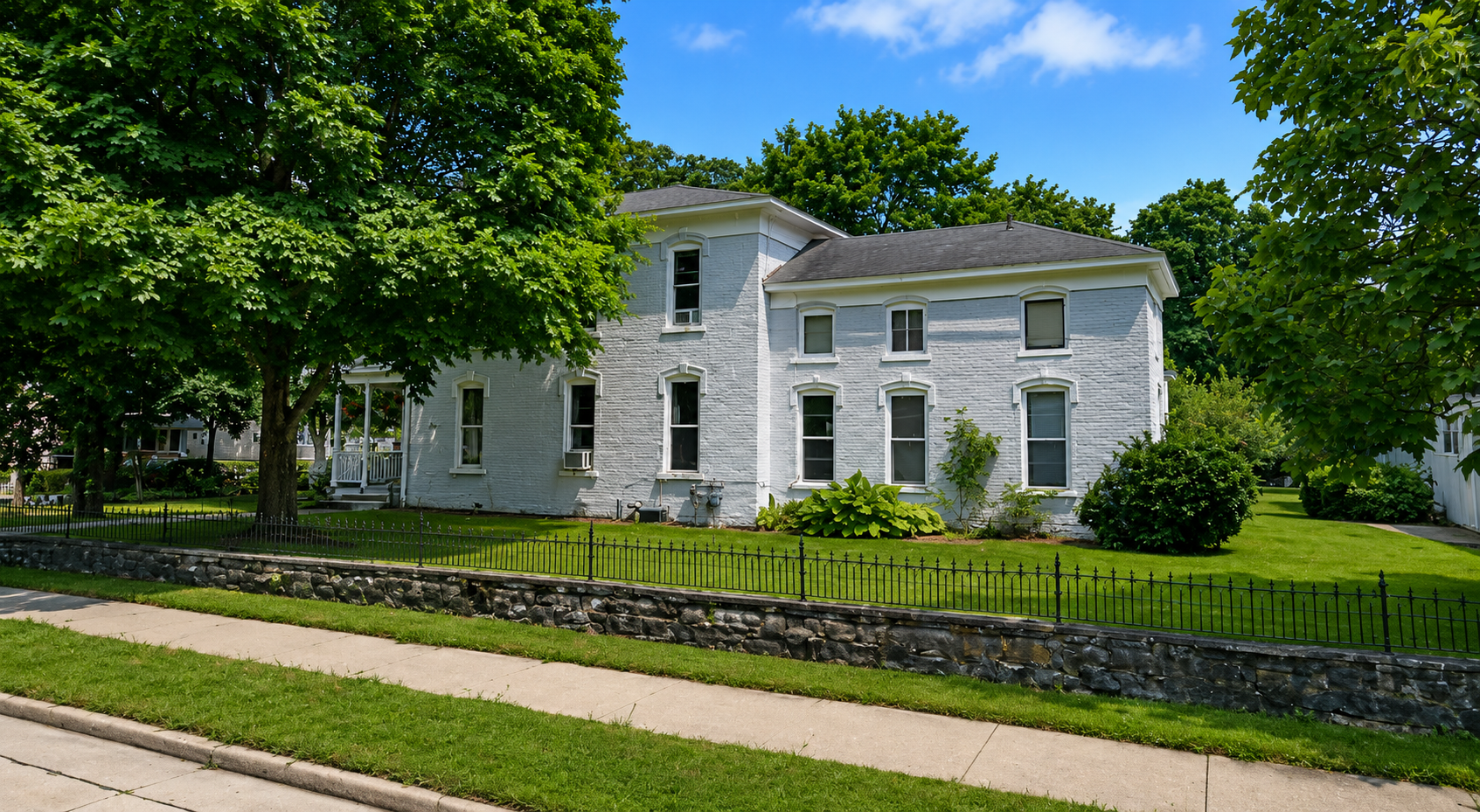 303 1/2 S. Wacouta Ave., Prairie du Chien, WI